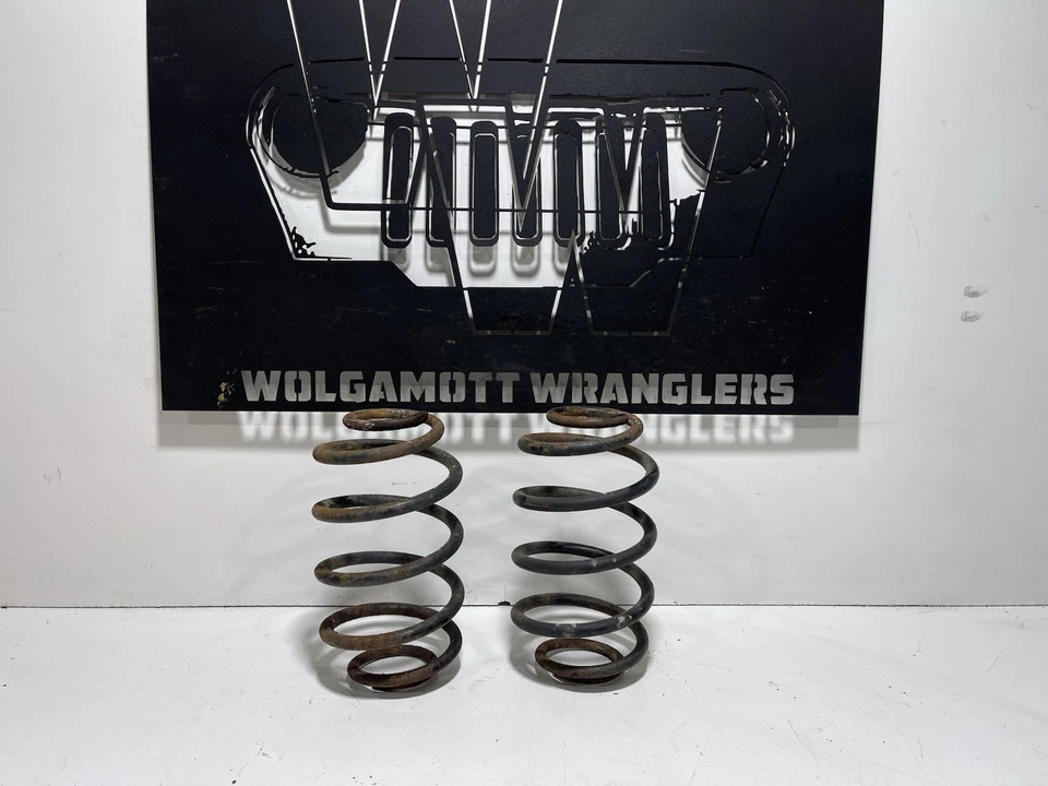 PAIR Rear Coil Springs Factory Spring OEM  52089103 97-06 Jeep TJ Wrangler CC 30 - Изображение 1 из 4