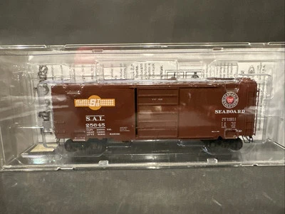 Kadee 5290 Seaboard Road #25645 40' PS-1 Boxcar - 8' Door - Image 1 of 4