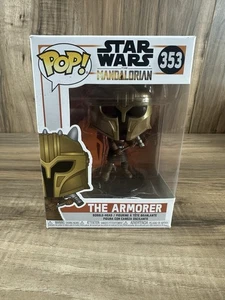 Funko POP! Figura Vinilo Star Wars The Mandalorian The Armorer #353 con Protector - Imagen 1 de 11
