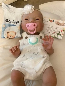 Vinyl Posable Girl Doll Anatomically Correct With Magnetic Pacifier & Extras💕 - Picture 1 of 9