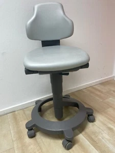 Sirona Arztstuhl Rollhocker Arbeitssessel Zahnarzt gebraucht - Bild 1 von 5