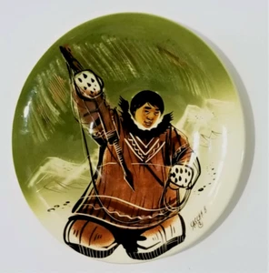 Sasha Brastoff Pottery Bowl 13 inch Round Inuit Spear Fishing Signed Sasha B - Picture 1 of 11