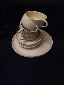 VTG Lady Arnoldware Melamine Dinnerware Plastic Almond 14 Mixed Pc Plates Cups - Picture 1 of 6