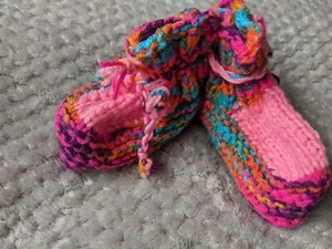 Handmade Crochet Baby Booties - Picture 1 of 3