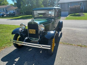 Ford Model A 1930 2 doors - Picture 1 of 24
