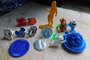 Lot of 13 Toys 1960's & 1970's Gumball Cracker Jack Cereal Fast Food Promotional - Picture 1 of 23