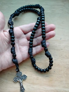 Black Paracord Rosary Silver Pardon crucifix + Storage Pouch - Picture 1 of 6