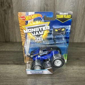 Hot Wheels Monster Jam Predator Black with Team Flag 1:64 - Picture 1 of 7