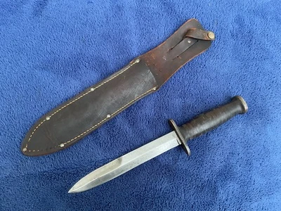 CUCHILLO DAGA DE LUCHA Y FUNDA DE CUERO VINTAGE ORIGINAL EE. UU. SEGUNDA GUERRA MUNDIAL ESTUCHE M3 Foto 1 de 4