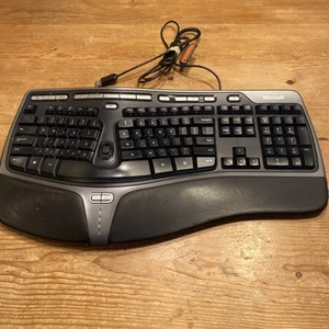 Microsoft Natural Ergonomic Keyboard 4000 V1.0 KU-0462 Black Wired USB Tested - Picture 1 of 22