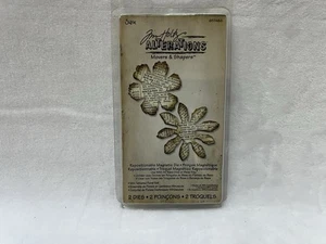 Sizzix Tim Holt Alteraciones Movers & Shapers Mini Juego de Troqueles Florales Andrajosos 657488 - Imagen 1 de 3
