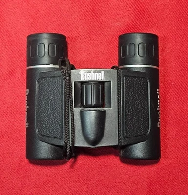Bushnell Compact 8 x 21 Binoculars 378 FT At 1000 Yards Adjustable - Image 1 of 4