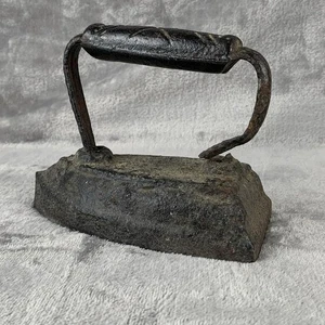Antiker Gusseisen trauriger Flacheisengriff Türstopper viel Patina Griffschäden - Bild 1 von 15