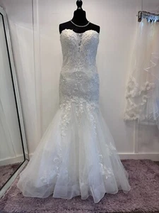 Maggie Sottero wedding dress size 14 - Lonnie in ivory - ref 348c - Picture 1 of 17