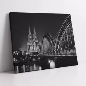 Leinwand-Bild "Köln bei Nacht" - Wandbild Skyline Kölner Dom Hohenzollernbrücke - Bild 1 von 4