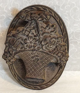 Cesta de flores llamador de puerta de hierro fundido vintage de 6" - Imagen 1 de 11