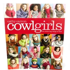 CowlGirls, Over 40 designs to knit cowls gaiters snoods collars & more soft book - Picture 1 of 10