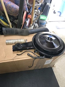 87-89 Cadillac Brougham 5.0L OEM Air Cleaner Box W/ Lid & Snorkel (139K Miles) - Bild 1 von 3