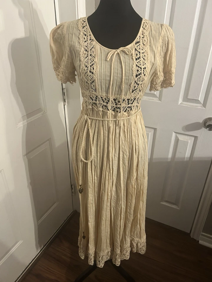 Maxi vestido vintage Neiman Marcus 1971 crema talla pequeña Foto 1 de 3