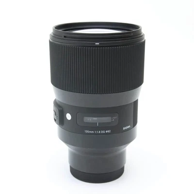 SIGMA 135mm F/1.8 DG HSM Art (for SONY E mount) #177 - Image 1 of 4