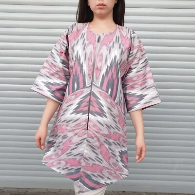 Bata Ikat - Belleza atemporal de la artesanía tradicional uzbeka Foto 1 de 4