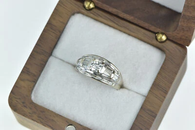 18K 1.00 Ctw Diamond Baguette Engagement Ring White Gold *68 - Image 1 of 4