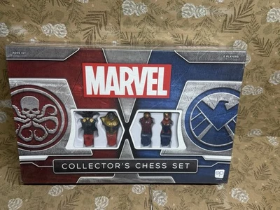 Marvel Collector's Chess Set Officially Licensed Custom Sculpted Chess USAopoly - Image 1 of 4