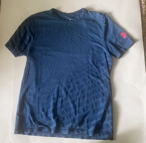 Under Armour Boys/Youth Medium Heat Gear Loose Short Sleeve Textured T-Shirt - Picture 1 of 4