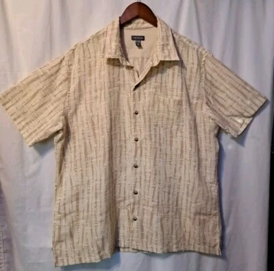 Van Heusen Short Sleeve Dress Shirt Mens Size XL 52 Chest Cream Polyester  - Image 1 of 4