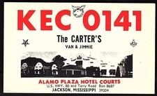 QSL QSO RADIO CARD "Alamo Plaza Hotel Courts/The Carter's/Van & Jimmie", (Q1843)