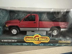 1995 1:18 ERTL Collectibles Dodge RAM 2500 SLT Pickup Truck NIB - Foto 1 di 5