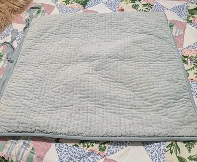 Single Pottery Barn Terciopelo triturado y seda Pick Stitch Euro Shams Azul Foto 1 de 4