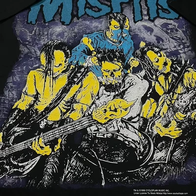 Misfits European Tour 1999 Vintage 90s Band Rock Punk Sz.L Gildan Shirt REPRINT - image 1 of 4