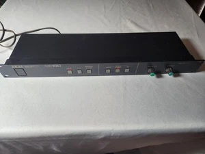 Unidad de retardo digital MIDI de montaje en rack AKAI ME10D de colección - probada y funcionando - Imagen 1 de 8