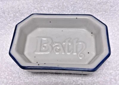 Jabonera de baño Pottery Ironstone con diseño floral azul 4 3/4 x 3 1/4 pulgadas Foto 1 de 4