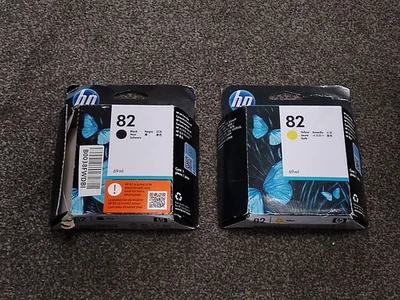 HP 82 NERO CH565A & 82 GIALLO C4913A, CARTUCCE INCHIOSTRO 69ml. DATE 2024, NUOVE - Immagine 1 di 4