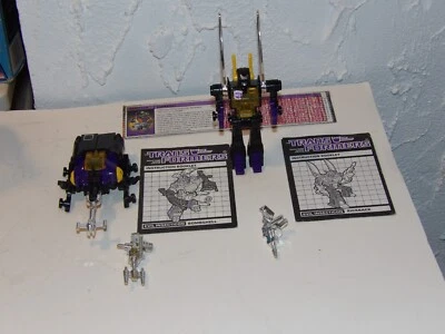 TRANSFORMERS G1  BOMBSHELL AND KICKBACK INSECTICONS ACCESSORIES VINTAGE ORIGINAL - Image 1 of 4