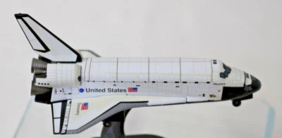 NASA Discovery Space Shuttle 1:300 Reusable PS5823-2 Same Day Shipping - Image 1 of 4