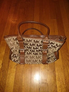 Michael Kors Logo Beige/ Brown Shoulder Bag Michael Kors - Picture 1 of 4