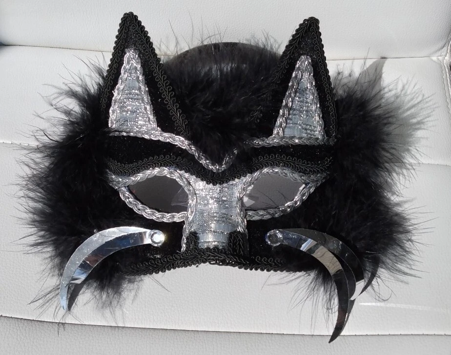 Halloween Masquerade Cat Mask Silver - Изображение 1 из 3