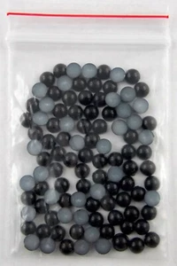 Halbperlen rund 4 mm schwarz verschiedene Mengen zur Auswahl - Bild 1 von 1