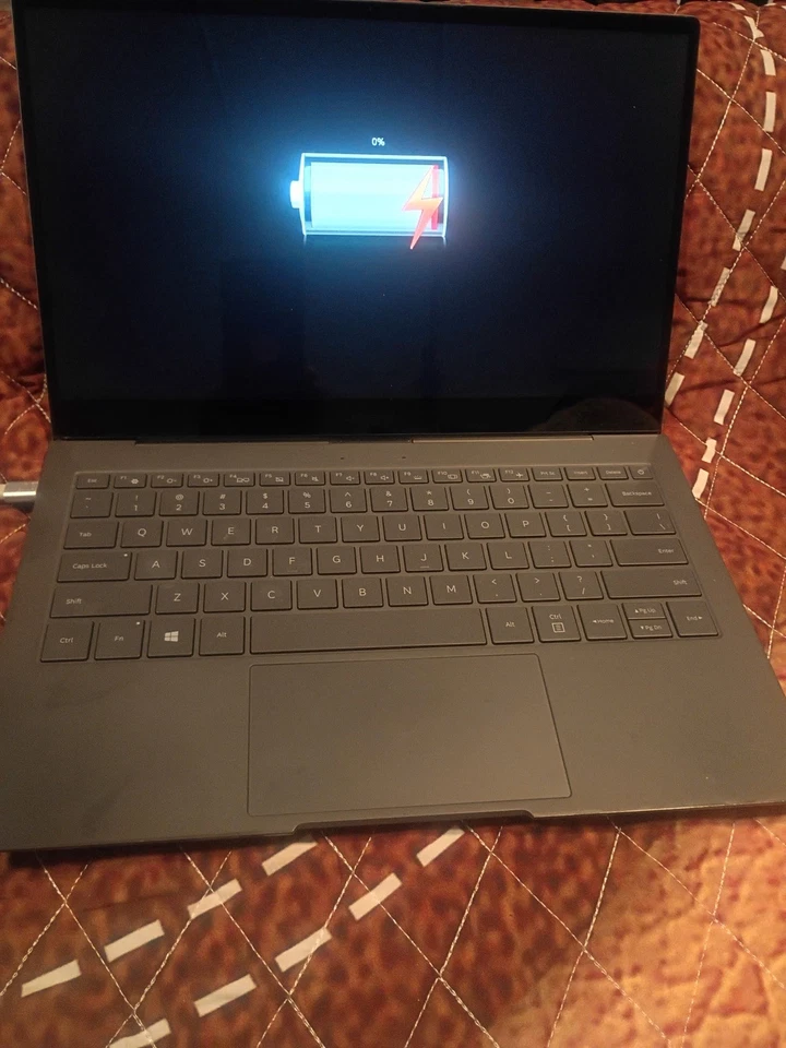 Samsung Galaxy Book S SM-W767 256 GB, Wi-Fi + 4G, 13.3 in - Mercury Gray - Image 1 of 4