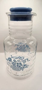 Vintage Pyrex Cornflower Country Blue Glass Juice 2 Qt Carafe W/ Lid SEE DETAILS - Bild 1 von 8