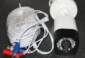 SWANN PRO-T835 CCTV BULLET CAMERA HOME SECURITY OUTDOOR CAMERA - Picture 1 of 5