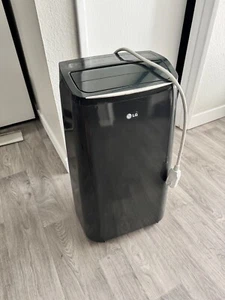 LG LP0821GSSM Black Portable Air Conditioner - Picture 1 of 8