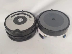 Lot of 4 iRobot Roomba Robotic Vacuum Cleaner 563 980 i3 Parts - Picture 1 of 7