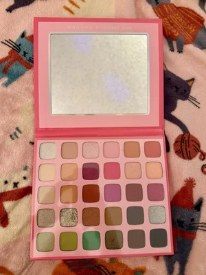 NIB Morphe X Jeffree Star Artistry Eyeshadow Palette 30 Shades Limited Edition - Image 1 of 4