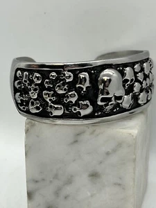 Stainless Steel Heavy Skull Man’s Biker Bracelet Gothic - Picture 1 of 5