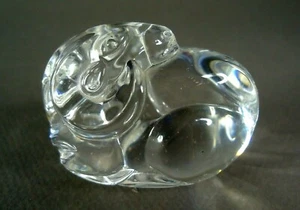 STEUBEN Signed Glass RAM Hand Cooler Lead Crystal Figurine Paperweight - Picture 1 of 8