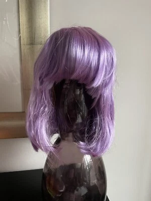 Peluca de pelo morado disfraz peluca Halloween vestir Foto 1 de 4